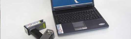 scanner y un portatil con el software del Rodin 4d